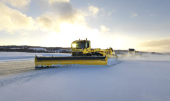 Oslo Airport to test autonomous snowplows