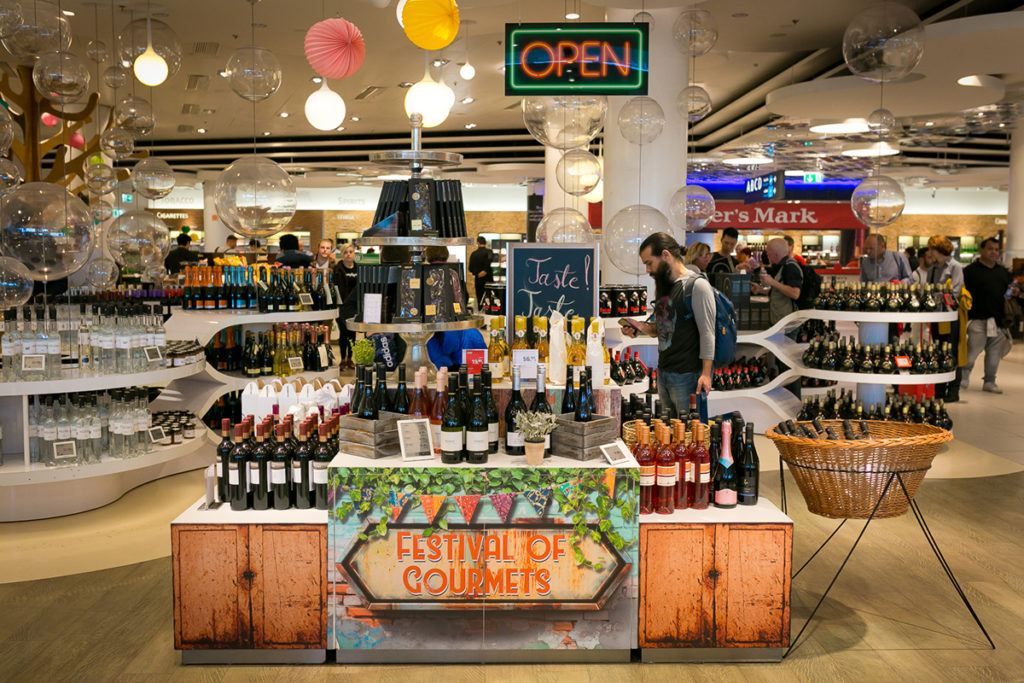 Heinemann kicks off Hungarian food festival at Budapest Airport