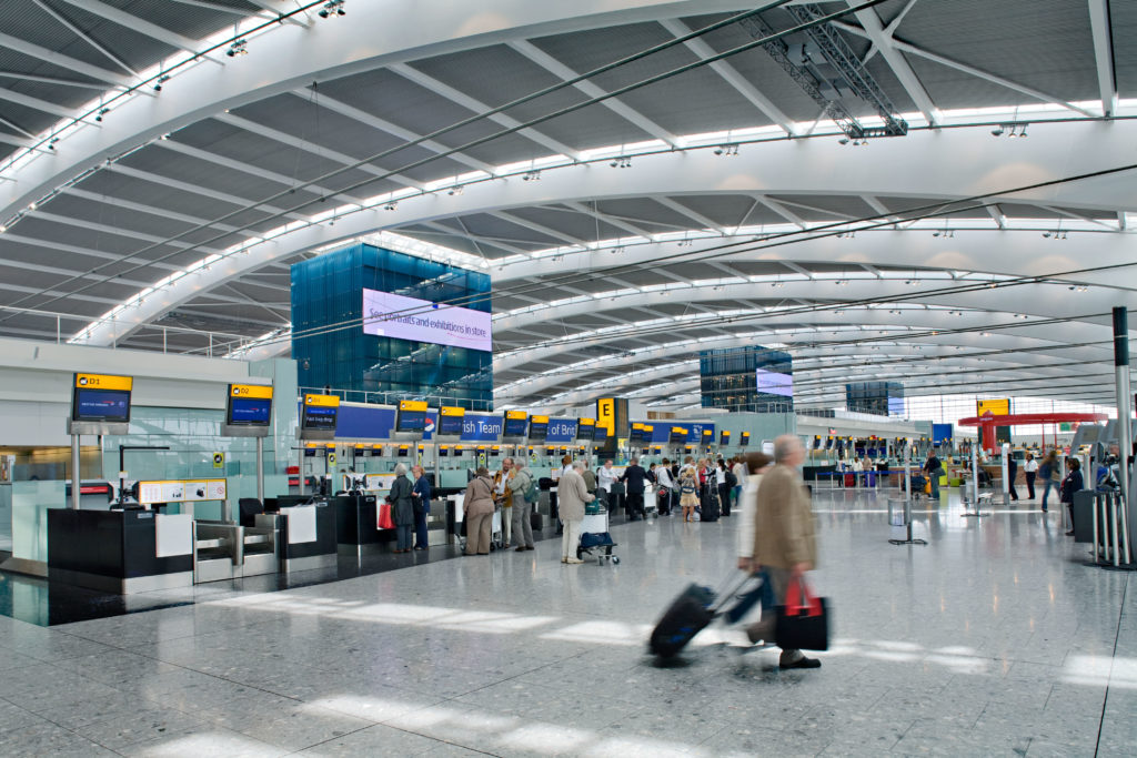 London Heathrow selects Better Airport to improve operations and accommodate future growth Heathrow Airport, Terminal 5A, landside, Departures Level, check-in hall. Copyright BAA Airports Limited
