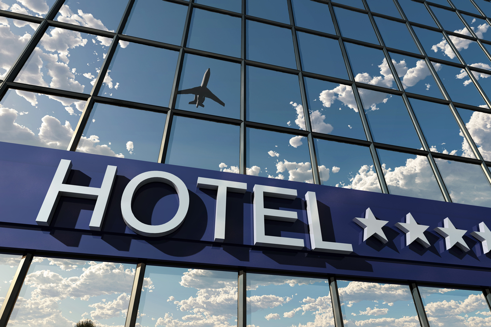 How airports can learn from hotels