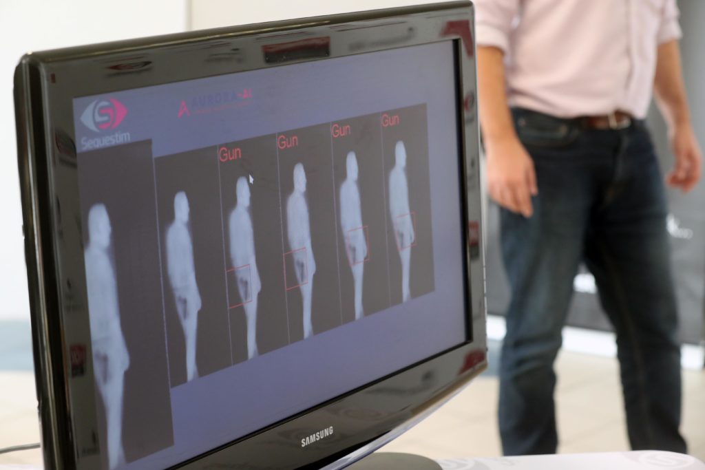 New airport scanner uses space technology to boost security Passenger