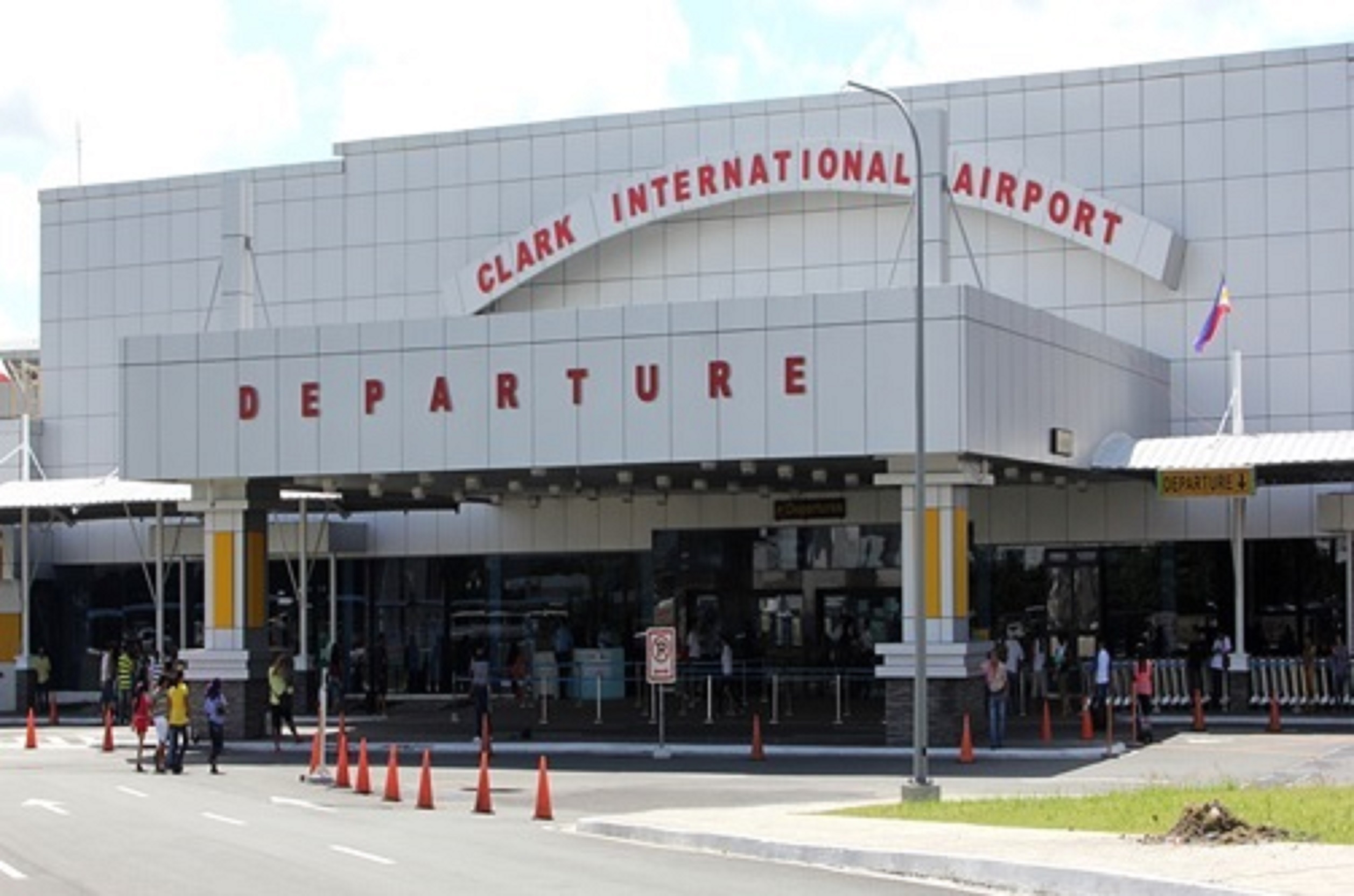 clark international airport lounge