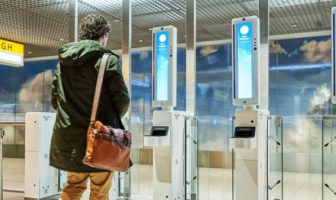 Schiphol trials facial recognition boarding