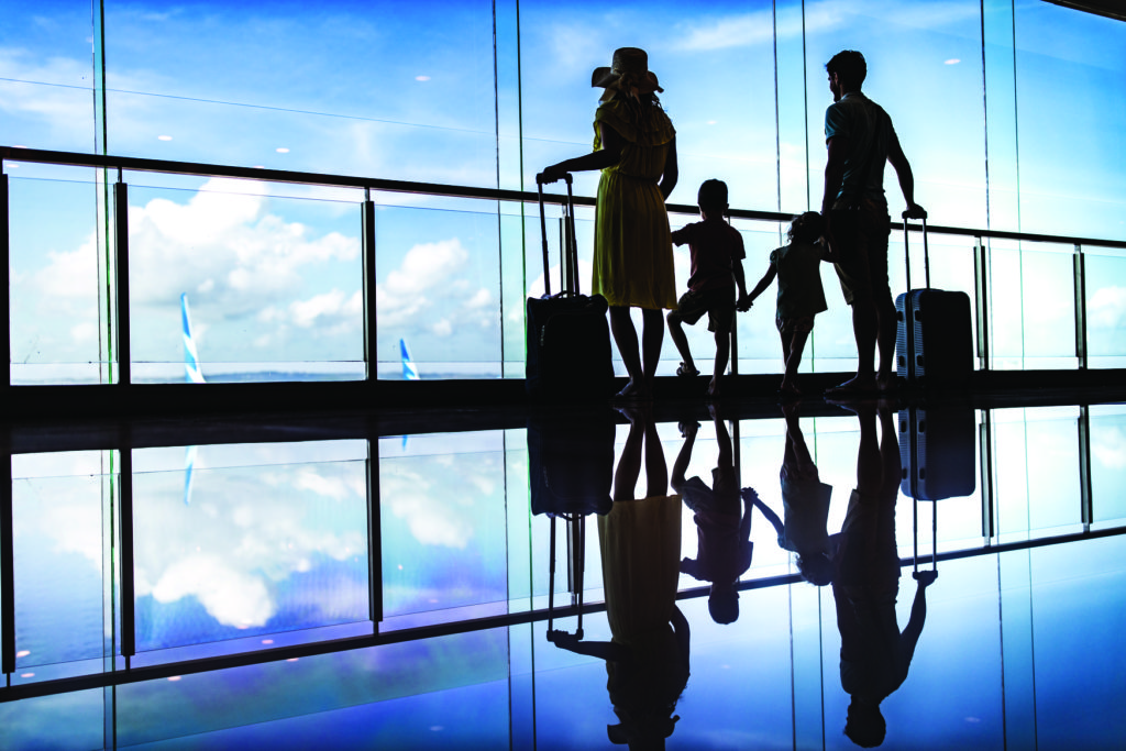 Collinson teams up with O2 to offer passengers lounge access during flight delays airport lounges