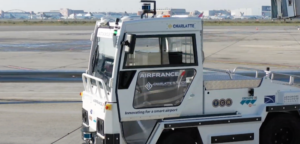Autonomous baggage tractor tested in real conditions
