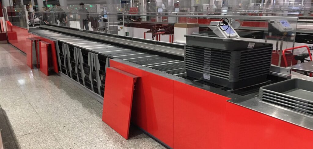 Smiths UVC tray disinfection system trialled at Paris CDG