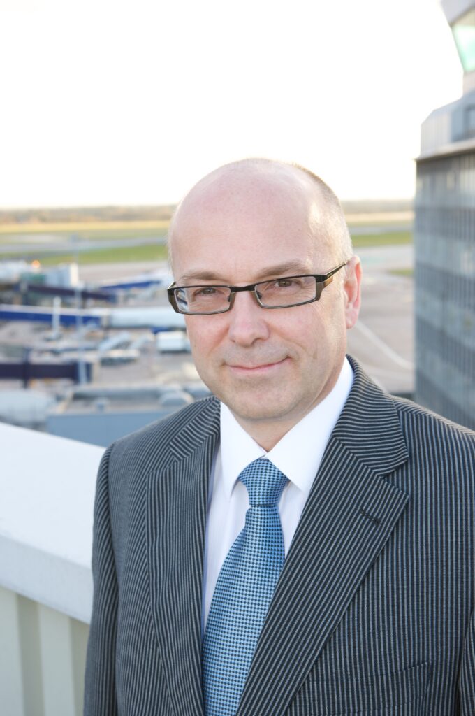 Post-arrival Covid testing to be scrapped in England