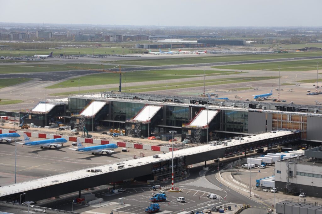 Schiphol Airport terminates Pier A contract with Ballast Nedam/TAV joint venture
