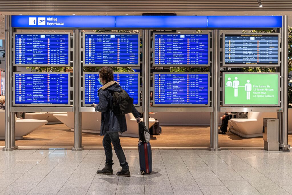 Passengers ready to see increase in biometric identification processes, finds IATA survey