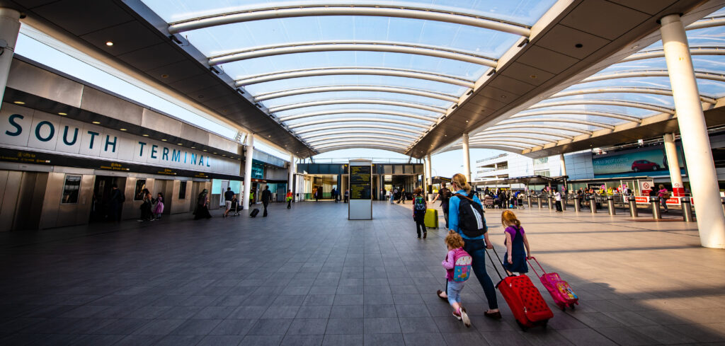 Gatwick Airport to reopen South Terminal