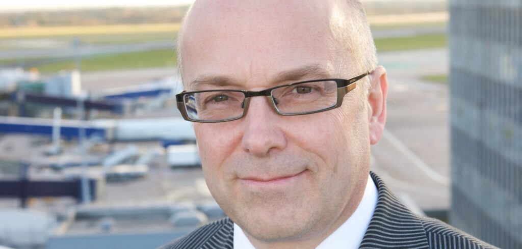 CEO apologizes for delays at Manchester Airport - Passenger Terminal Today