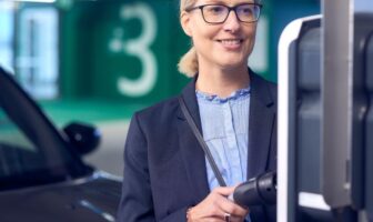 Helsinki Airport opens parking hall with 350 electric vehicle charging stations