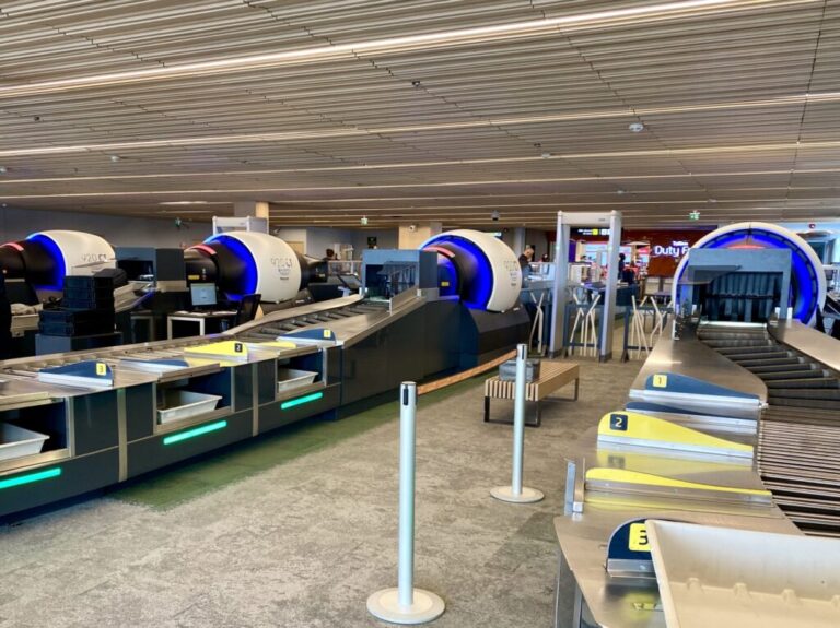 Tallinn upgrades checkpoint with Rapiscan scanners Tallinn upgrades checkpoint with Rapiscan scanners