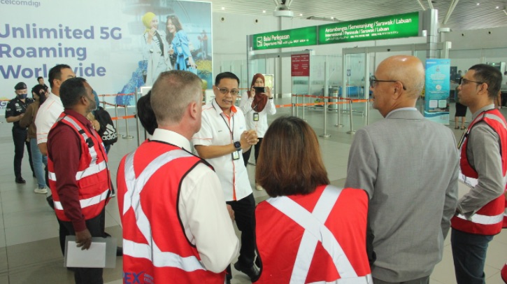 ACI conducts security review at Kota Kinabalu airport The Airports Council International (ACI) Airport Excellence (APEX) review program in Security was successfully conducted at Kota Kinabalu International Airport (BKI) from 1 to 5 July. Hosted by Malaysia Airports Holdings Berhad (MAHB), it was the first ever APEX review conducted in Malaysia.