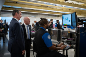 Researchers find visual inspection experience is essential for airport security screening