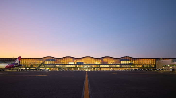 Portland International Airport (PDX) has opened its 1,000,000ft2 main terminal expansion to passengers.