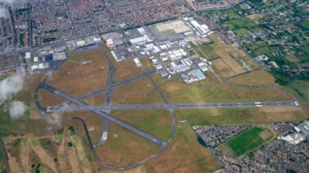Plans for a new office, security area and small passenger handling building for Blackpool Airport have been submitted to Fylde Council, which is responsible for the region.