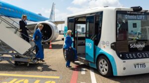 Schiphol and KLM test self-driving shuttle service for flight crew