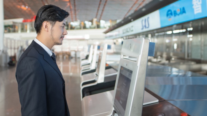 Taipei Taoyuan International to install SITA check-in kiosks Taipei Taoyuan International Airport (TPE) in Taiwan has contracted SITA to install its check-in kiosk solutions, enabling passengers to fly through the airport and on to their destination faster than ever before.
