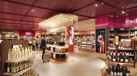 Lagardère Travel Retail to operate 20 duty-free stores at Schiphol for 10 years Schiphol is strengthening its successful partnership with Lagardère Travel Retail with the operation of more than 20 duty-free stores behind security control as of May 1, 2025.