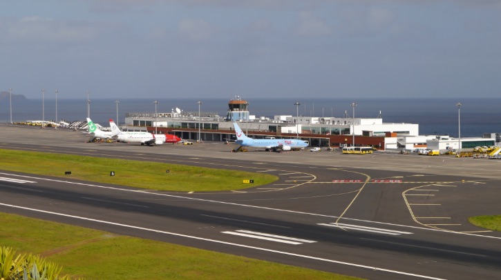Madeira Airport installs €3.5m wind detection system NAV Portugal has delivered a €3.5m (US$3.6m) wind detection system to Madeira International Airport in Portugal to improve the safety and efficiency of airport operations in the region.