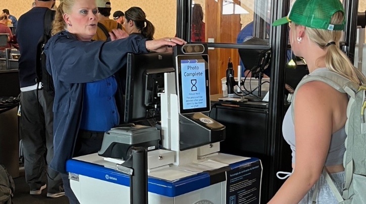 New technology that confirms the validity of a traveler’s identification (ID) and confirms their flight information in real-time is now in use at the Transportation Security Administration (TSA) security checkpoint at Lehigh Valley International Airport.