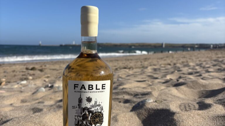 Aberdeen International Airport unveils limited-edition whisky.