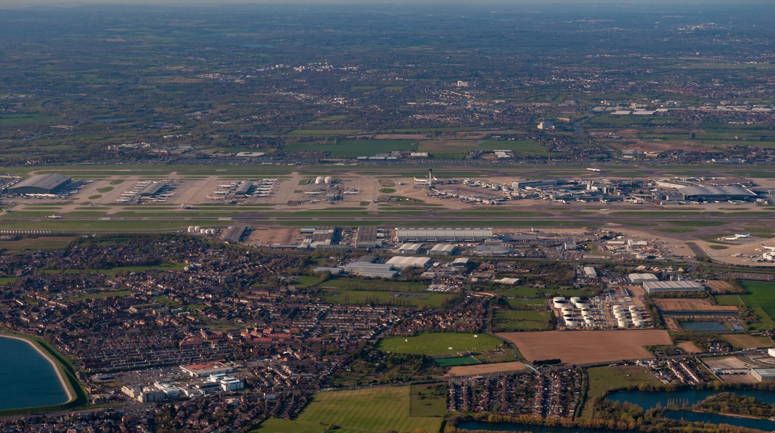 UK government greenlights Heathrow Airport Limited’s proposal for third runway