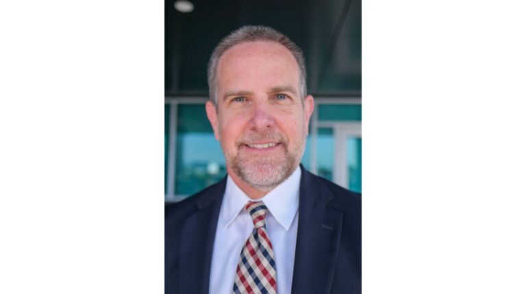 Head shot of new San Diego County Regional Airport Authority VP and COO Brendan Reed.