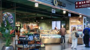 Düsseldorf Airport expands retail and dining offer with new concepts.